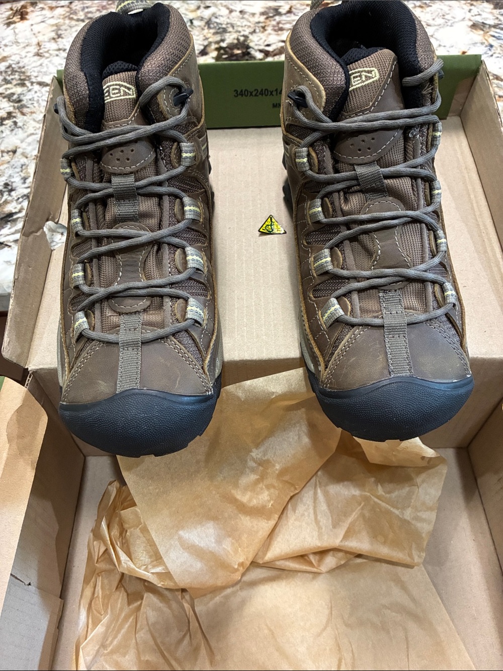 Keen Waterproof Hiking Trail Boots Targhee II Mid Size  9 Lace-Up Women's